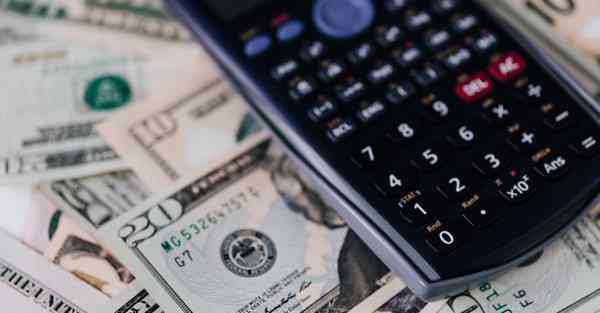 现在机器人与人工智能