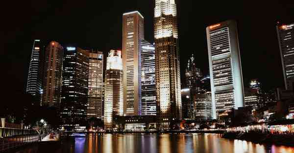 java和ai人工智能有什么区别，AI人工智能用什么语言