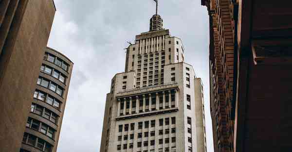 大数据包含设备数据的行业文章