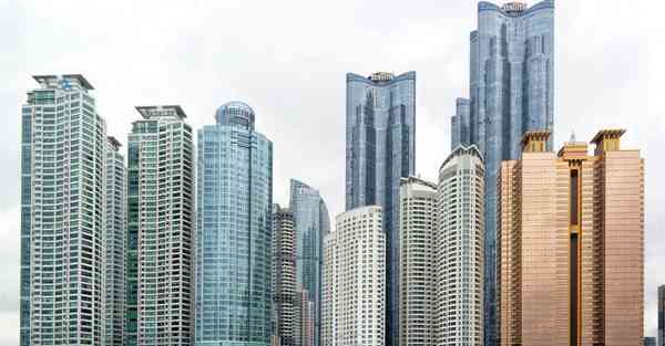 外国智能机器人毁灭地球