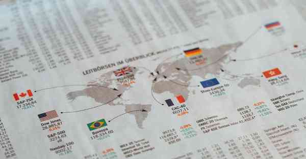 外国智能机器人毁灭地球