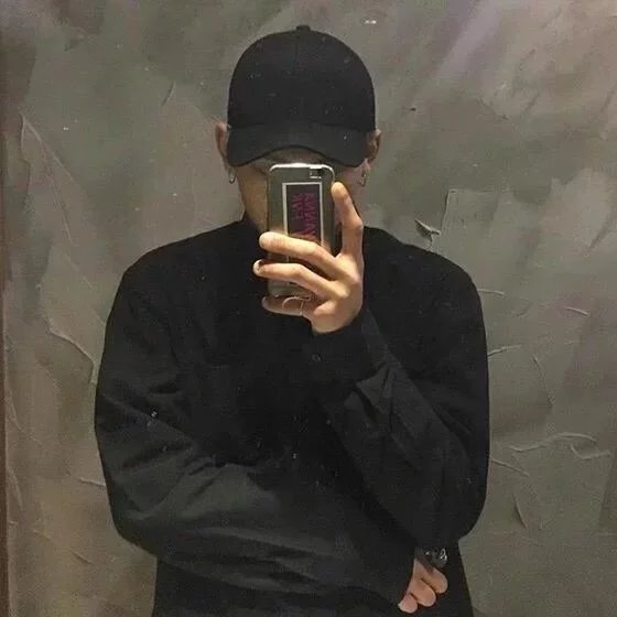 巩璧枝娜