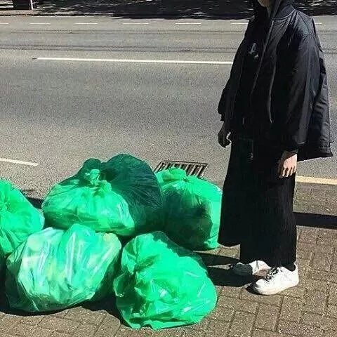 费阅伯欣