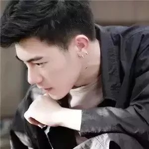 邱叶萍娜