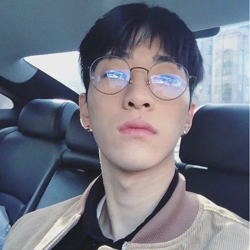 李柔荣凤